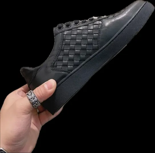 Men's men's shoes💰400【New style】🎍🎍⚠️BOTTEGA VENETA) BV fashionable and casual classic, classic on sale ⬆️⬆️! (High quality) only better than genuine products from counters! Top handcrafted woven decoration [strong]💯💯 Breathable mesh lining plus mixed sheepskin and original latex feet! Genuine rubber anti-slip outsole! ! Super comfortable! Welcome to compare the authentic products at the counter! 38 to 44 (45 can be customized